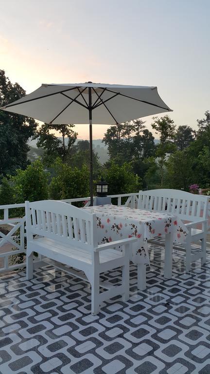 Farm Terrace Villa Kaengsopha Buitenkant foto