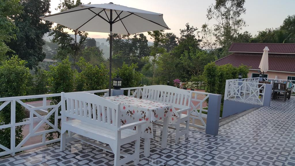 Farm Terrace Villa Kaengsopha Buitenkant foto