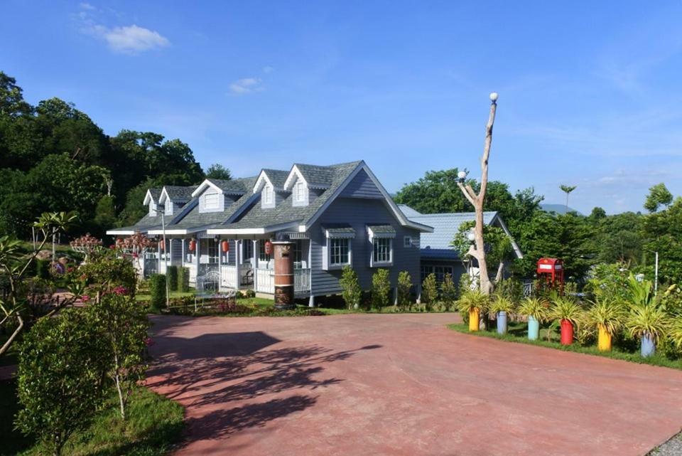 Farm Terrace Villa Kaengsopha Buitenkant foto